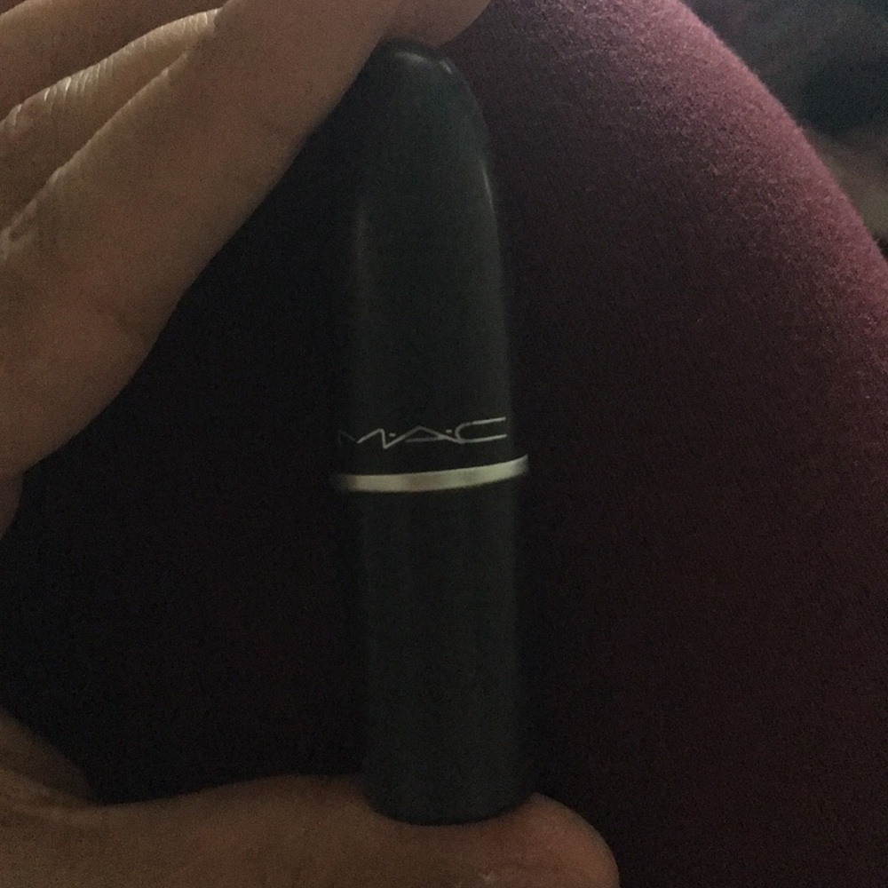 Mac lipstick in blankety. Used twice w/brush